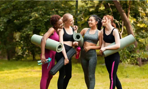 كيف يمكنك معرفة الجزء الأمامي من بساط اليوغا من الخلف؟